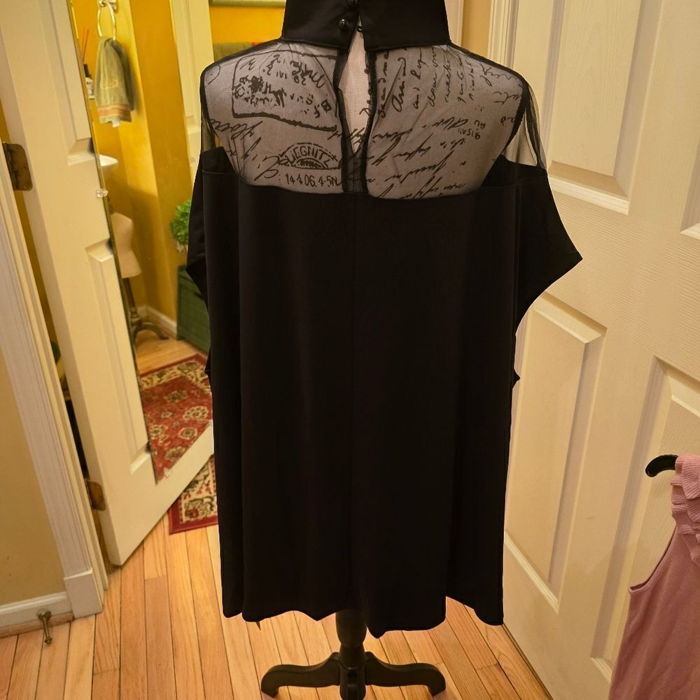 BLACK TUNIC TOP WITH BATWING SLEEVES AND SHEER TOP - Picture 7 of 14
